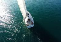 sailing yacht bavaria 46 stern cockpit sails deck
